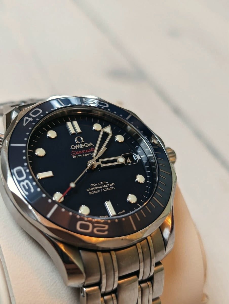 Omega Seamaster Diver 300M, blue